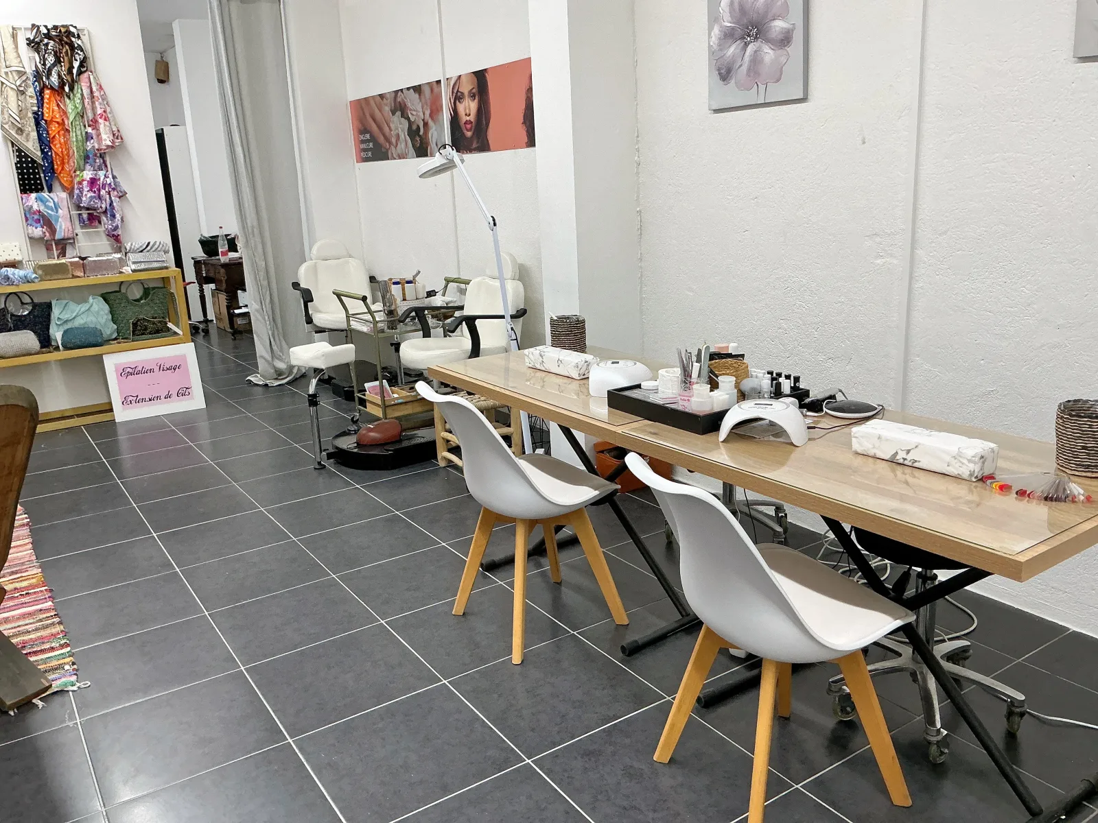 Ethnical Tresses africaines - Ongles - Beauté du regard - Onglerie Canet-en-Roussillon - OneBooking