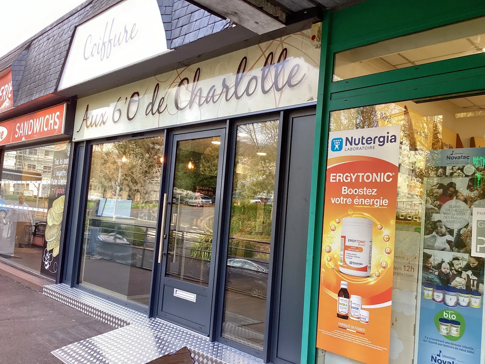 Aux 6'o de Charlotte - Coiffure Coutances - OneBooking