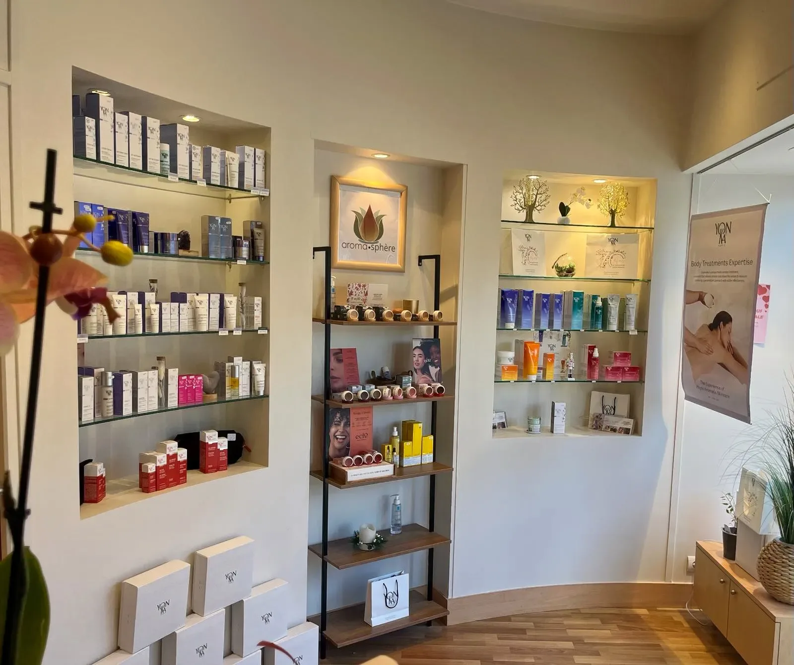 Institut Aromasphere - Onglerie Vichy - OneBooking