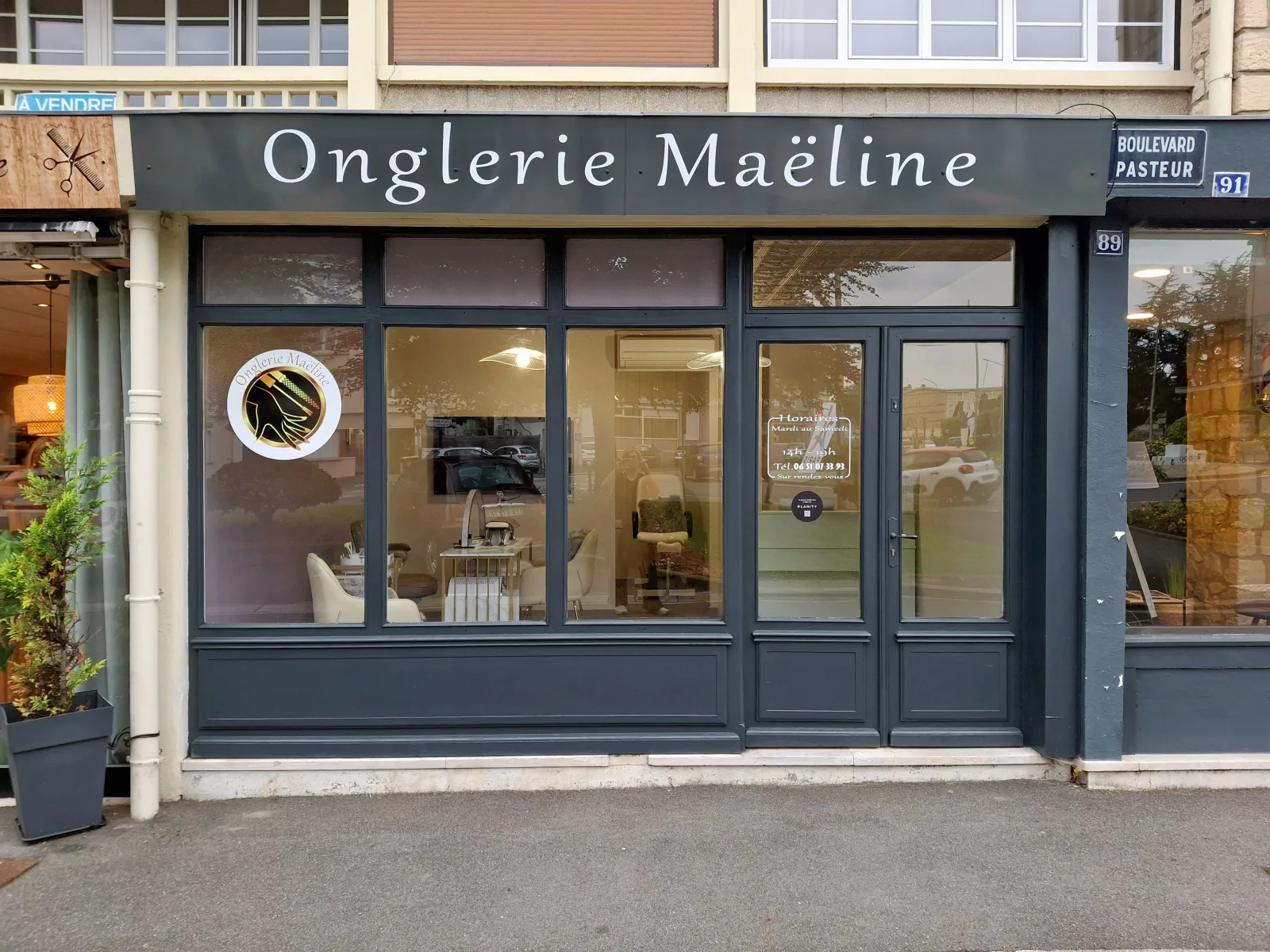 Maëline - Beauté des ongles - Onglerie Lisieux - OneBooking
