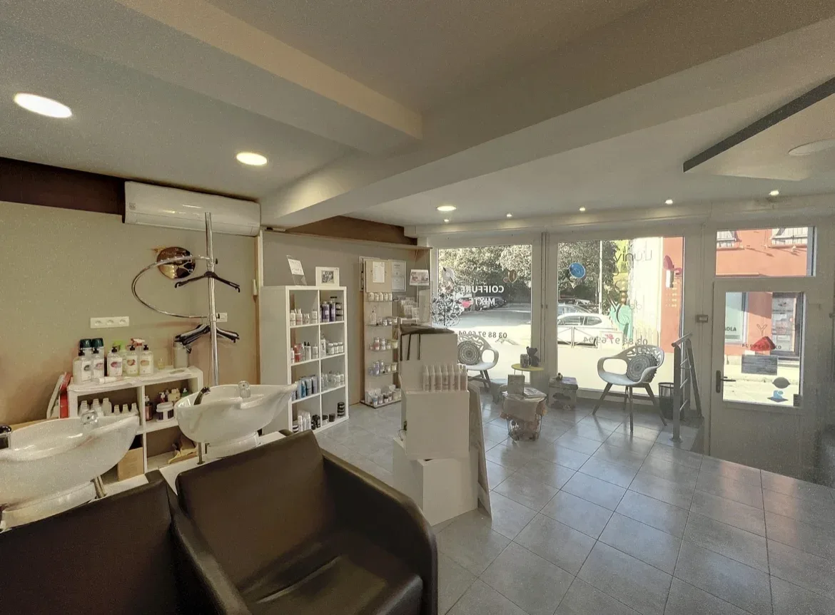 L'univ'hair de marie - Coiffure Schiltigheim - OneBooking
