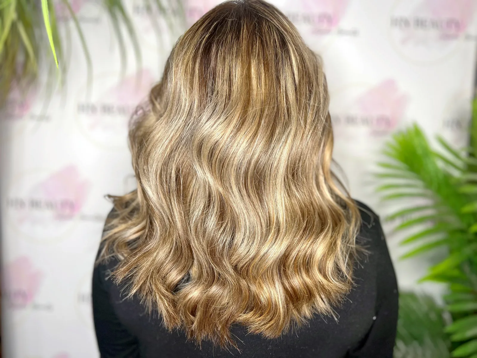 HN Beauty - Coiffure Breuillet - Photo de couverture - OneBooking