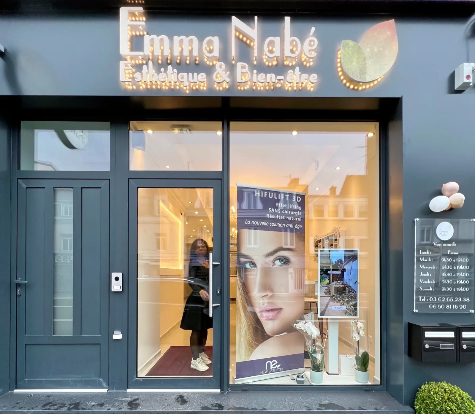 Emma Nabé - Institut de beauté Loos - Photo de couverture - OneBooking