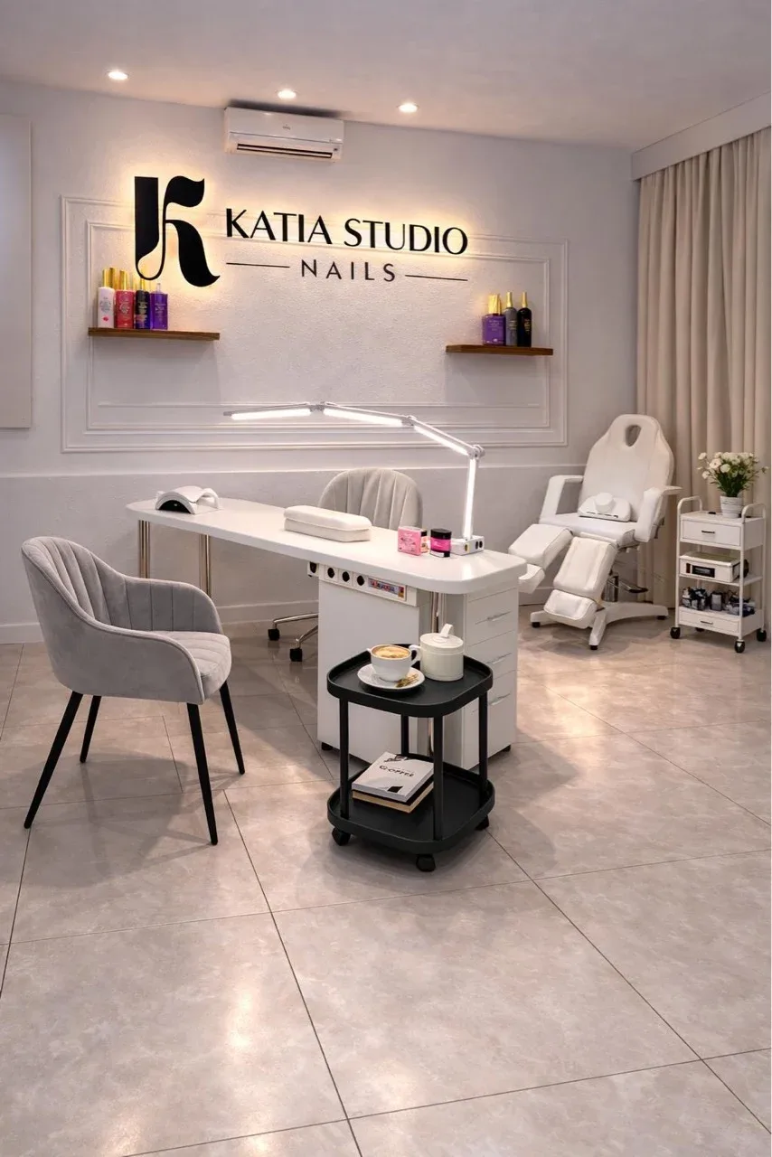 KATIA STUDIO - Manucure Russe
