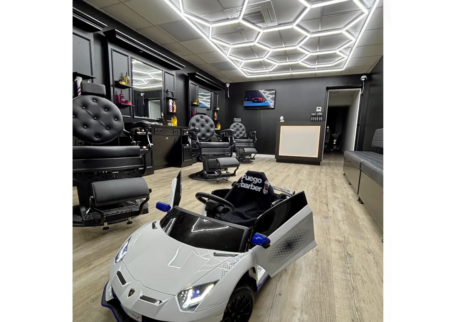 Fuego Barber