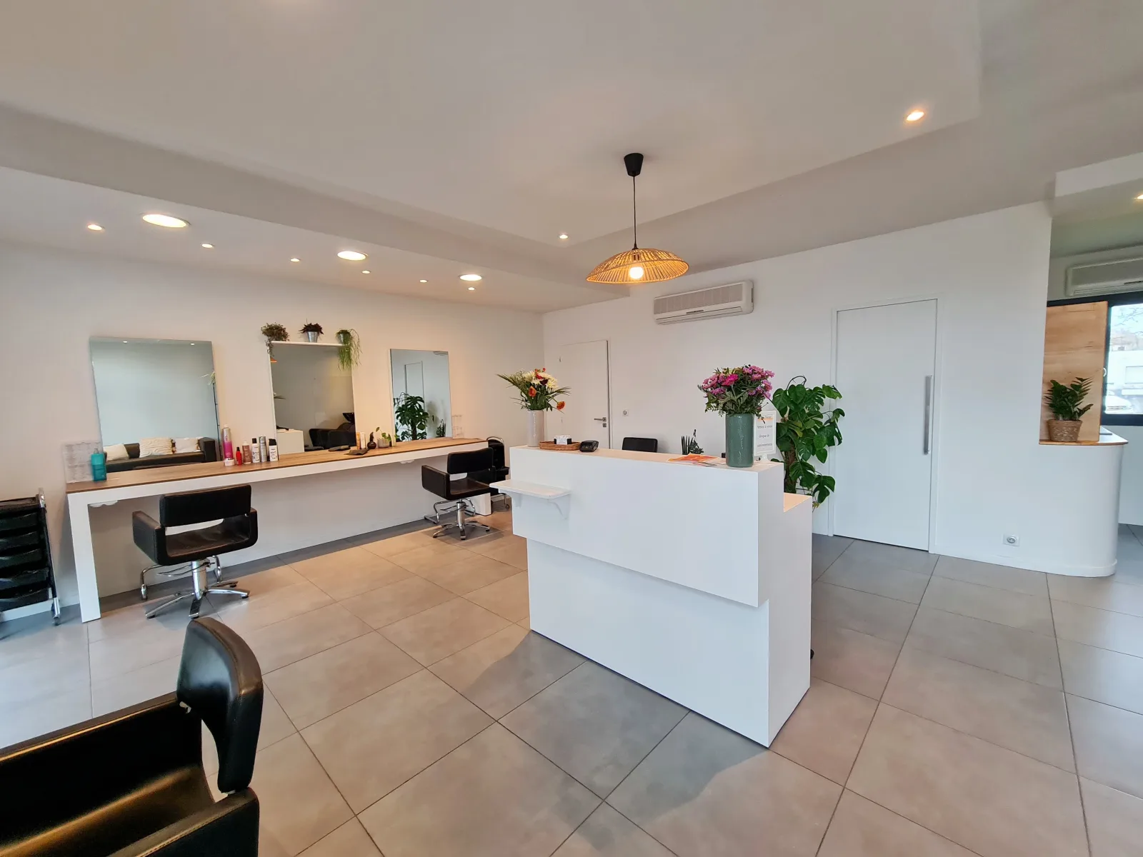 Ô petit Salon - Coiffure Oloron-Sainte-Marie - OneBooking