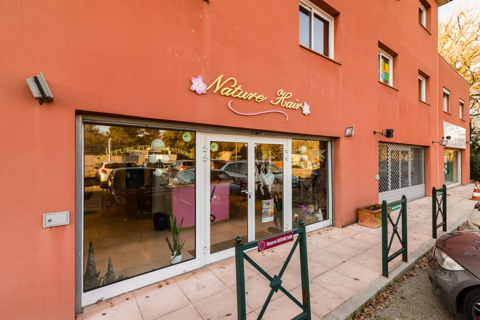 Nature Hair - Coiffure Mouans-Sartoux - Photo de couverture - OneBooking