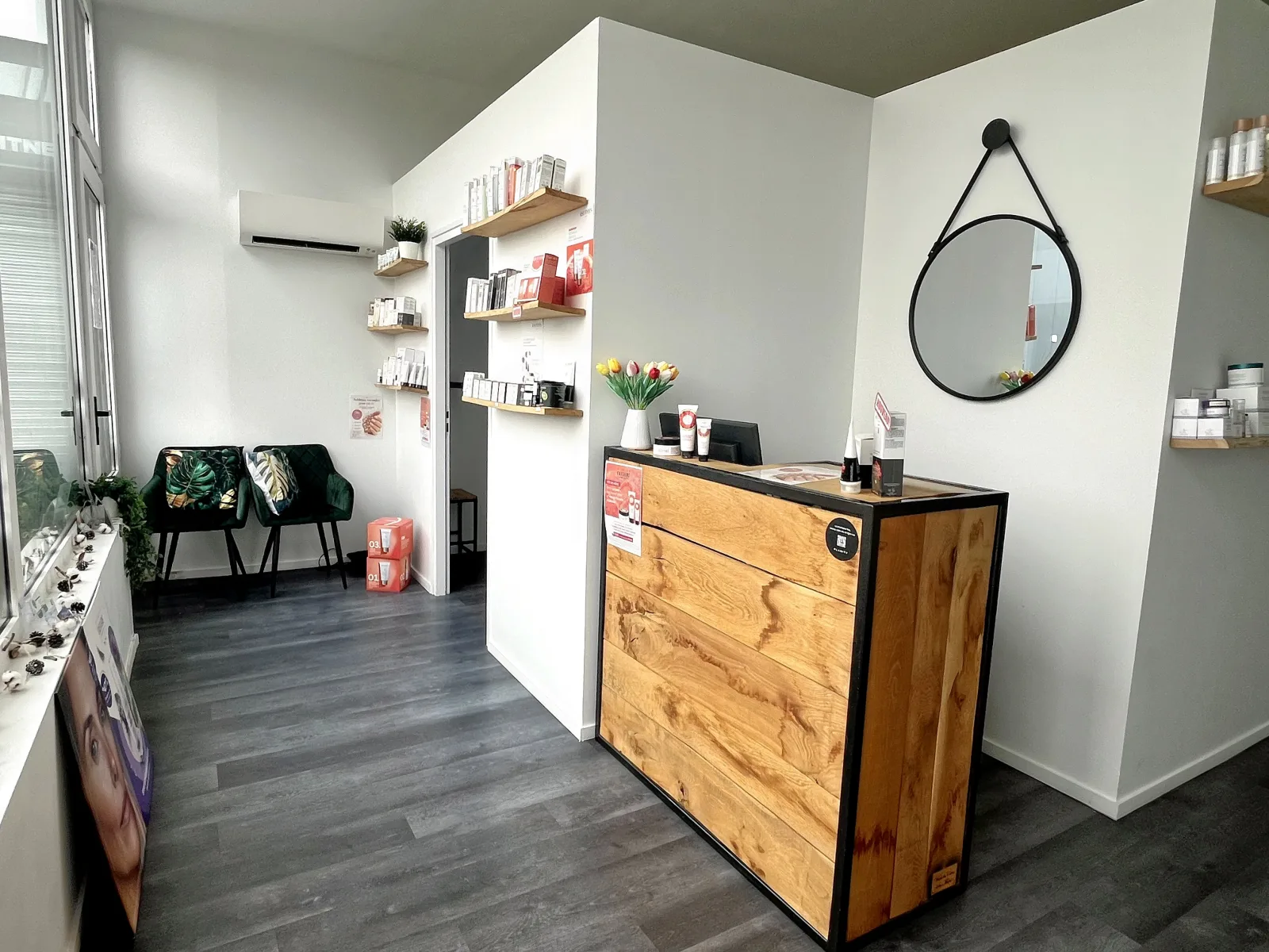 Perle de beauté - Socio esthétique - Institut de beauté Lagord - OneBooking