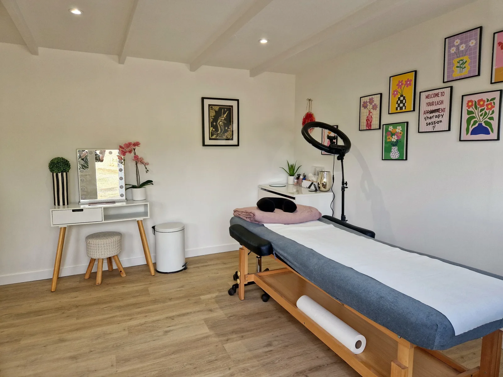 Latelier des cils - Sourcils & cils Vidauban - Photo de couverture - OneBooking