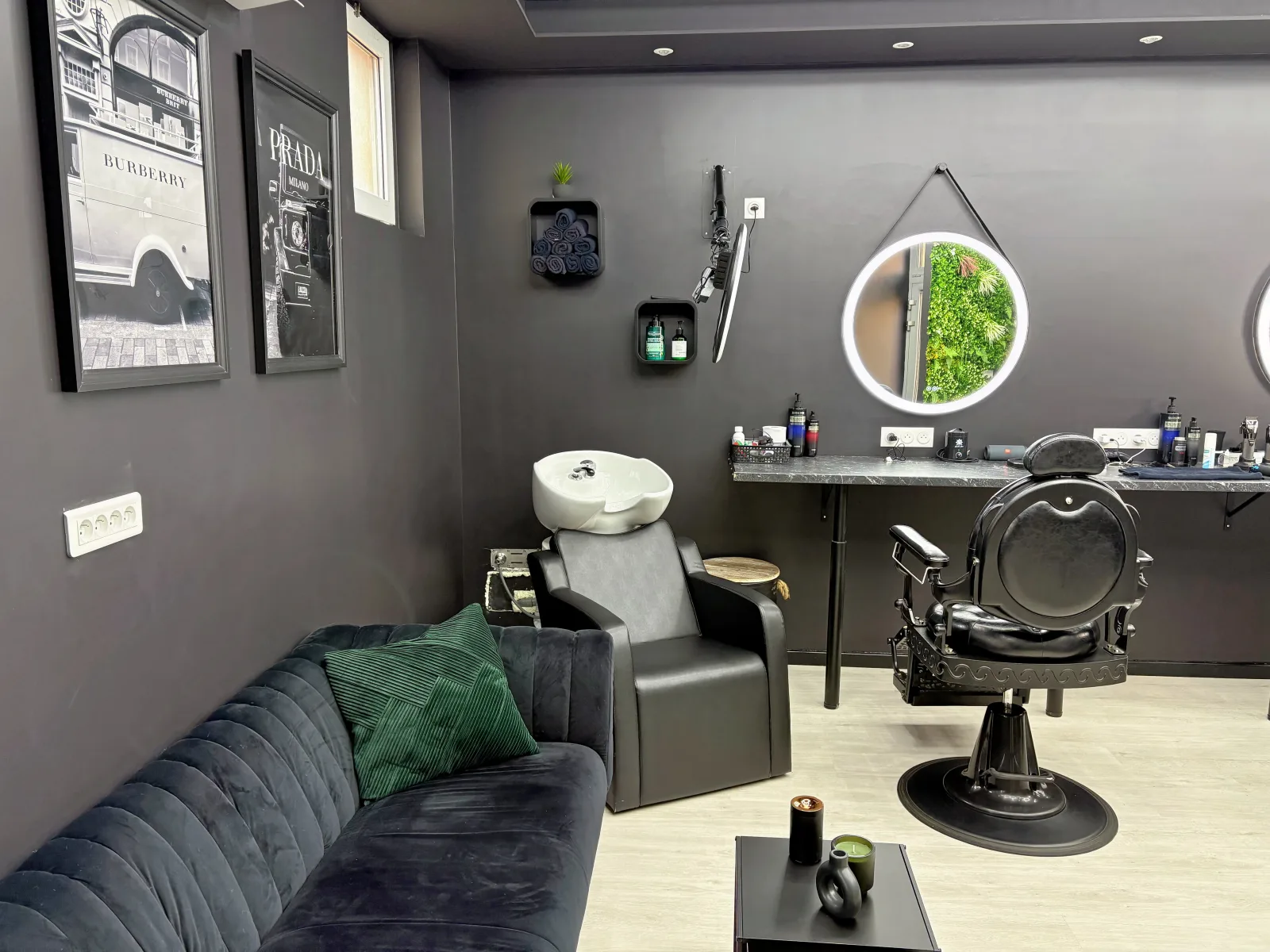 Omega barber shop - Coiffure Thann - OneBooking
