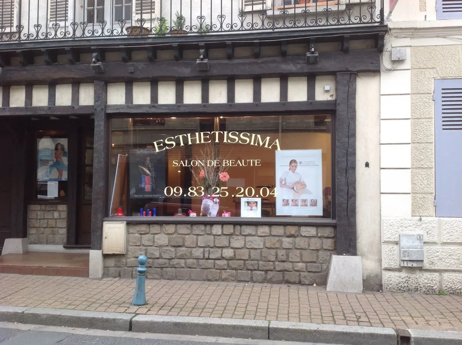 Esthetissima - Institut de beauté Méru - OneBooking