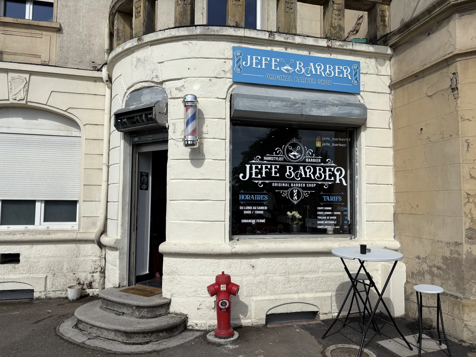 Jefe Barber