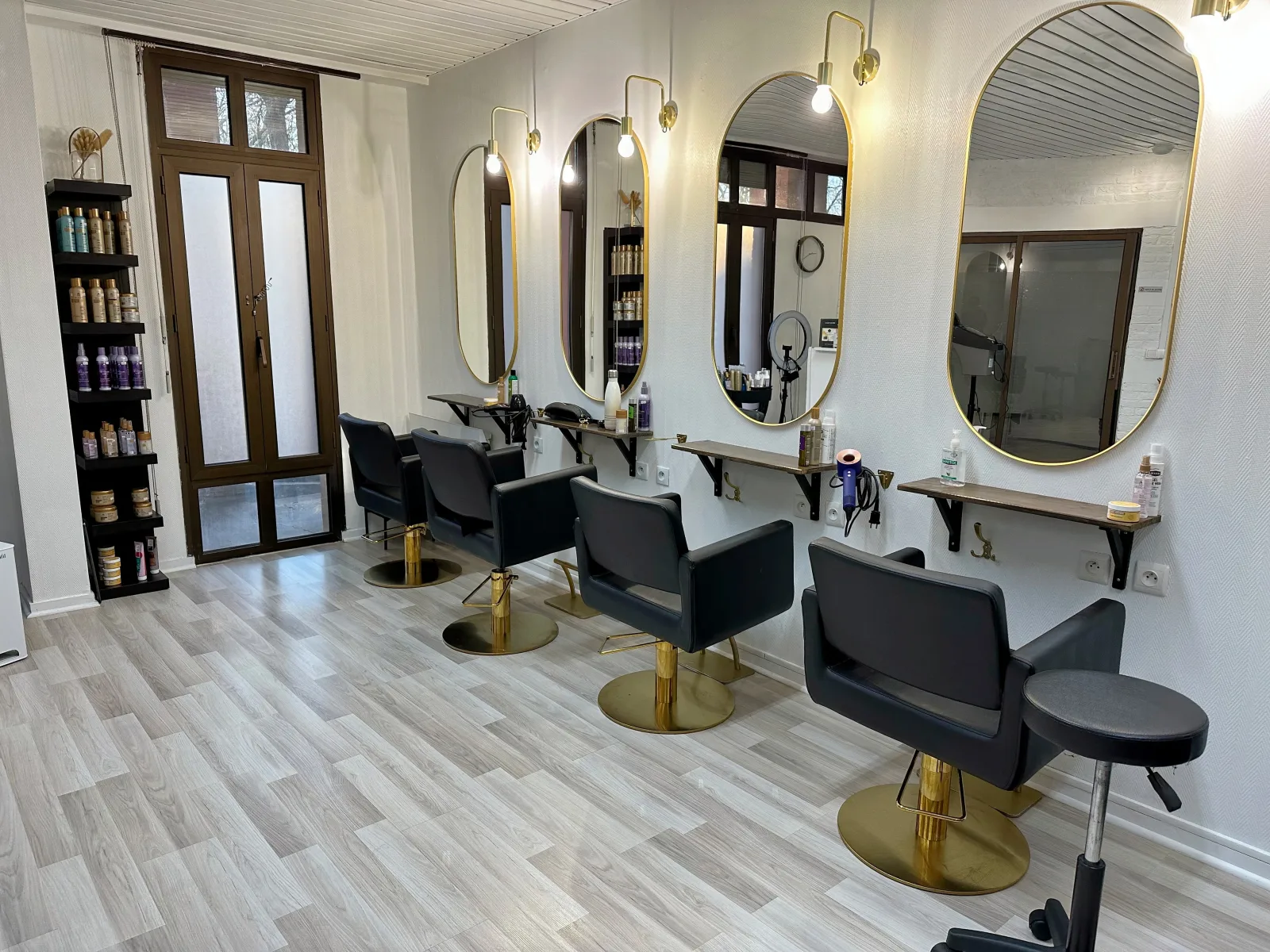 SallyHairStudio
