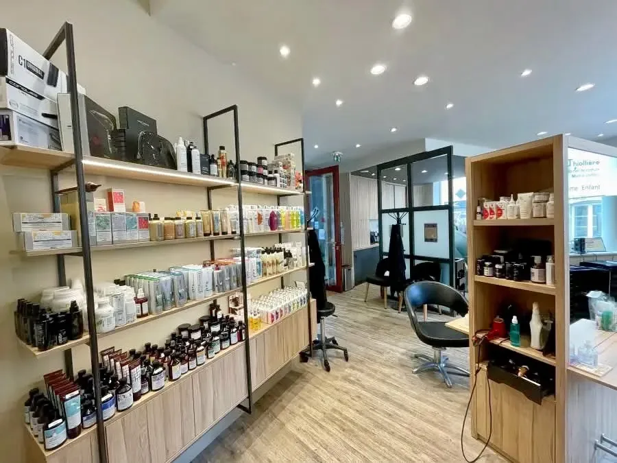 Xavier Thiollière - Coiffure Saint-Genis-Laval - Photo de couverture - OneBooking