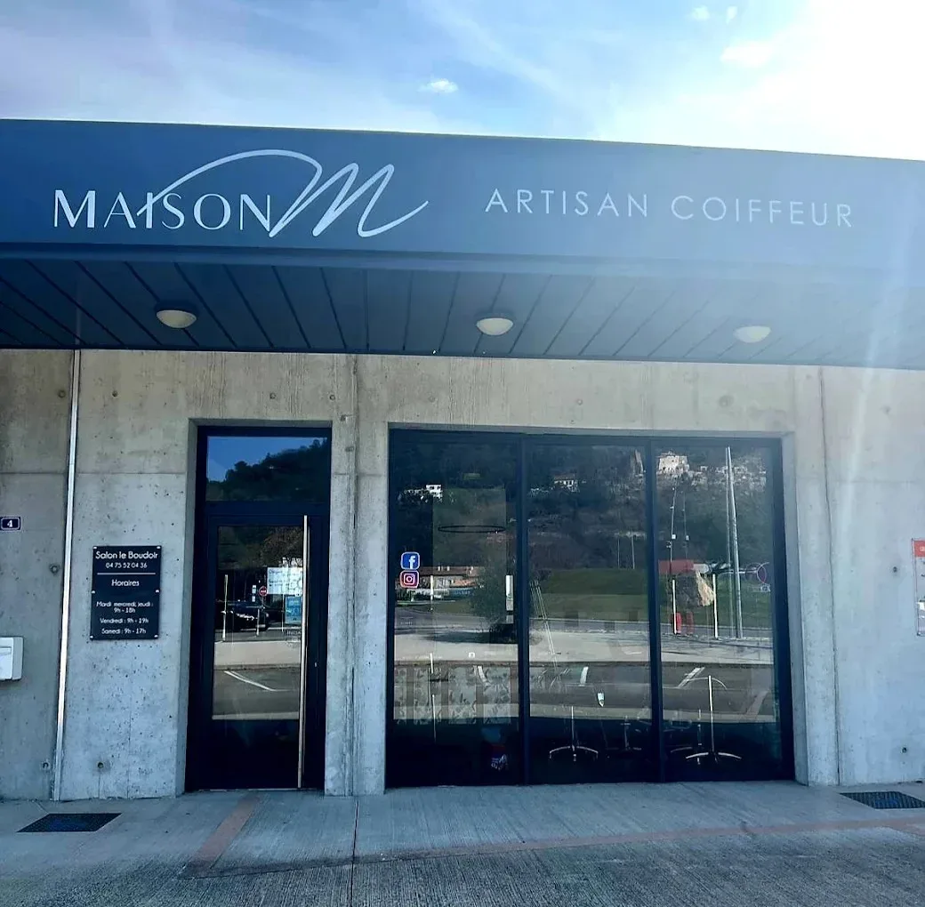 Maison M - Coiffure Le Teil - Photo de couverture - OneBooking