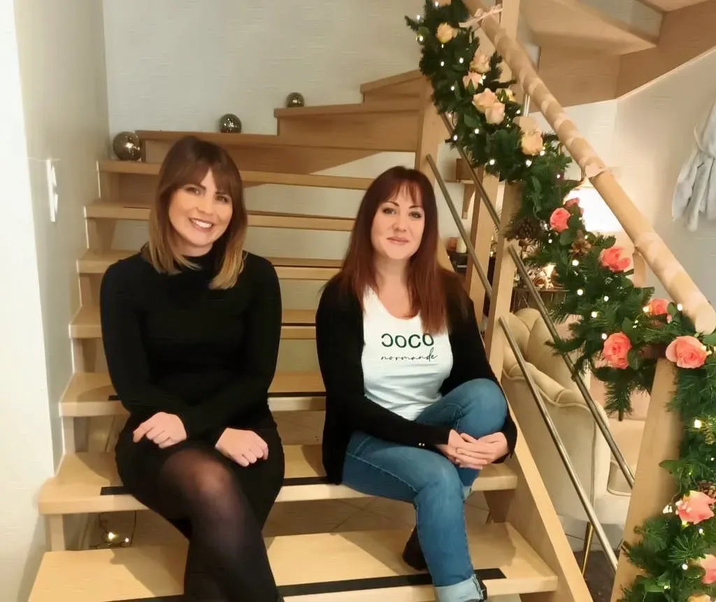 As estimez-vous / salon Les Noisetiers - Onglerie Saint-Lô - As estimez-vous / salon Les Noisetiers - Photo Galerie - OneBooking