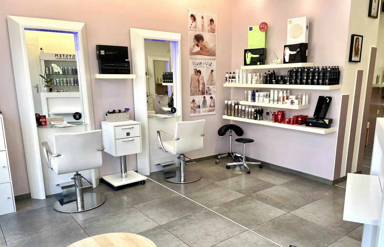 Viva La Vie by Mylène - Coiffure La Roche-sur-Foron - Viva La Vie by Mylène - Photo Galerie - OneBooking