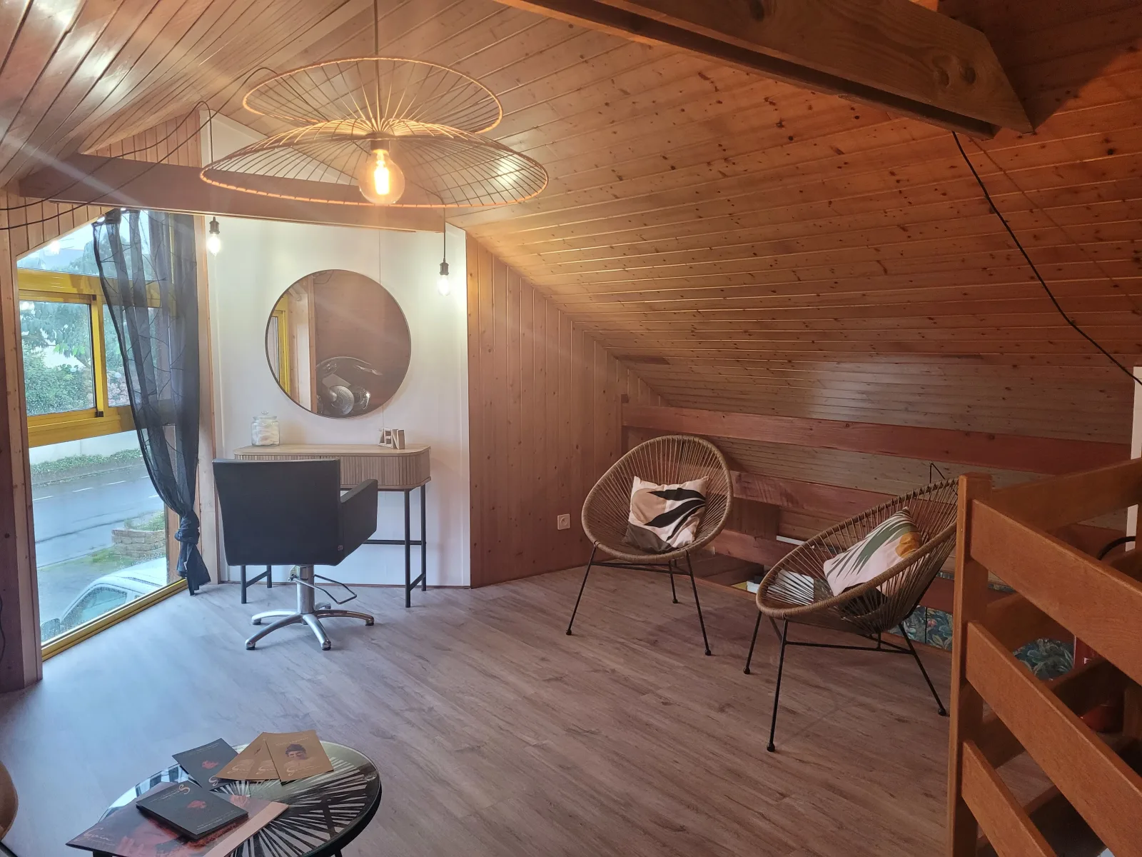 C Cosy la loge du coiffeur - Coiffure Riec-sur-Bélon - C Cosy la loge du coiffeur - Photo Galerie - OneBooking