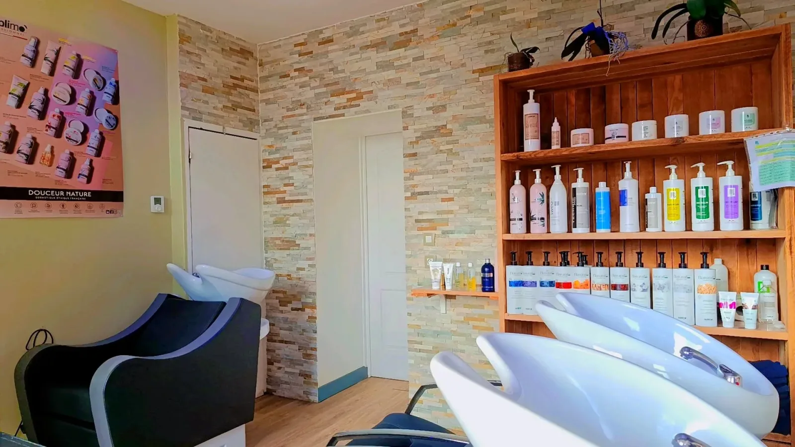 le salon de Cécile - Coiffure Lanmeur - le salon de Cécile - Photo Galerie - OneBooking