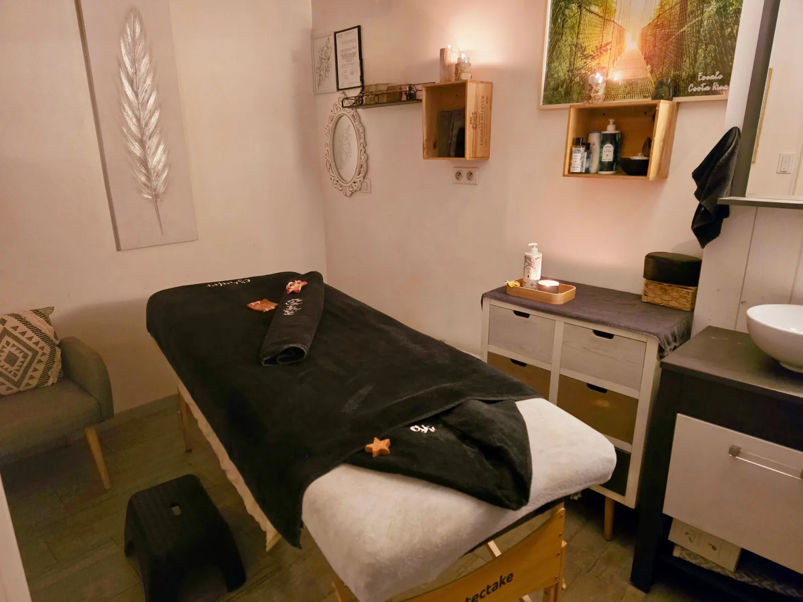 Natur’elle esthetique Gaelle - Institut de beauté Cognac - Natur’elle esthetique Gaelle - Photo Galerie - OneBooking