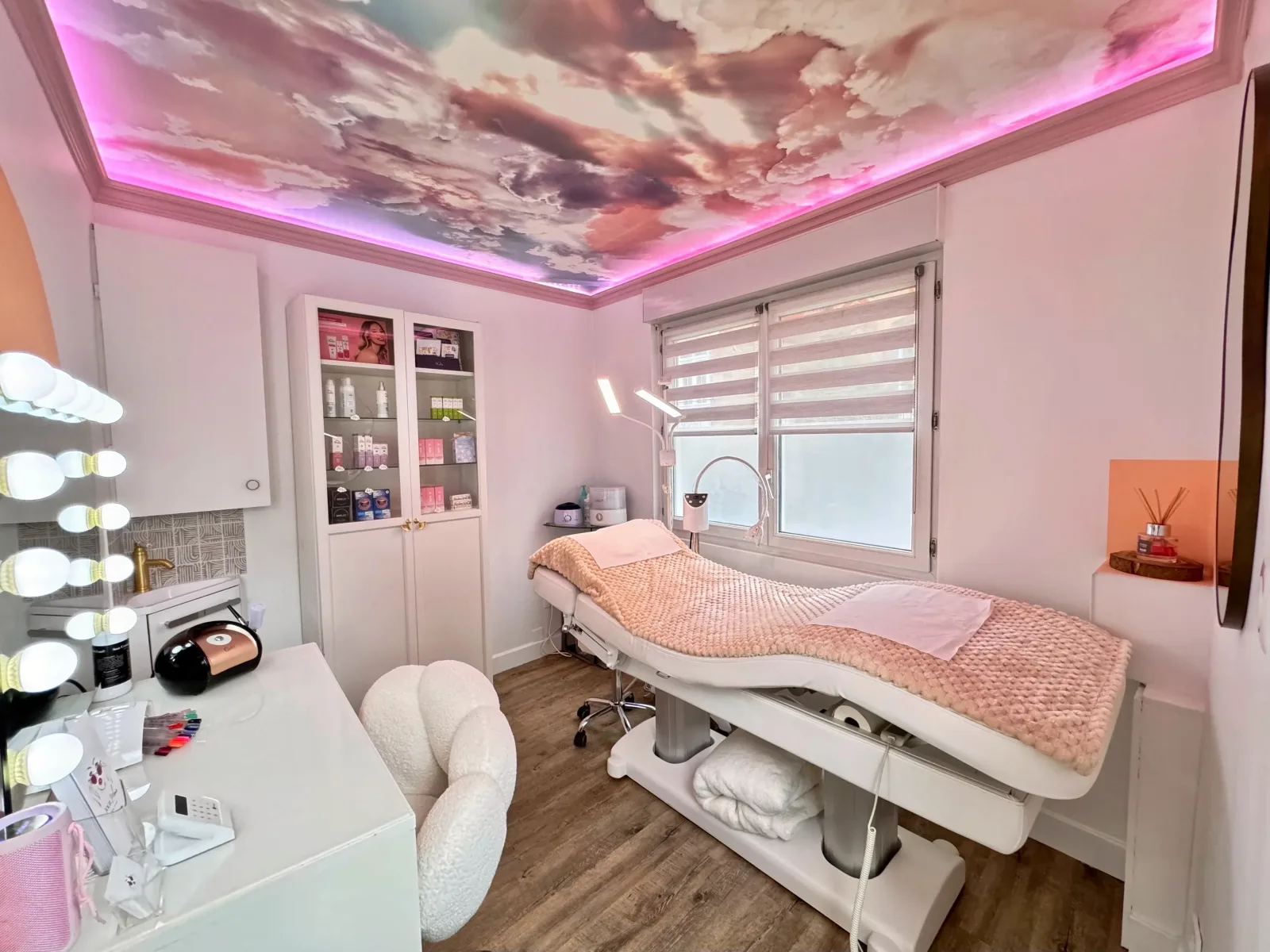 Jolie Môme - Institut de beauté Dinard - Jolie Môme - Photo Galerie - OneBooking