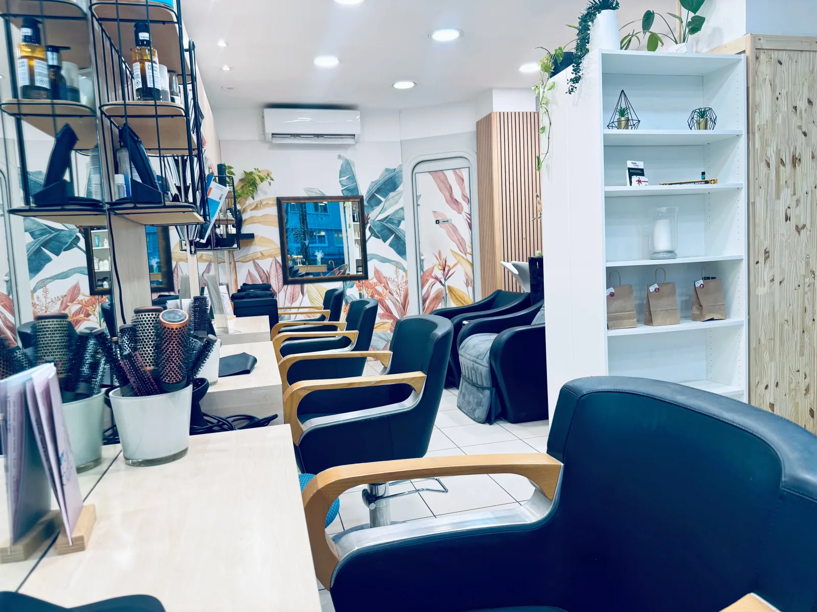 La coiffeuse - Coiffure Grenoble - La coiffeuse - Photo Galerie - OneBooking