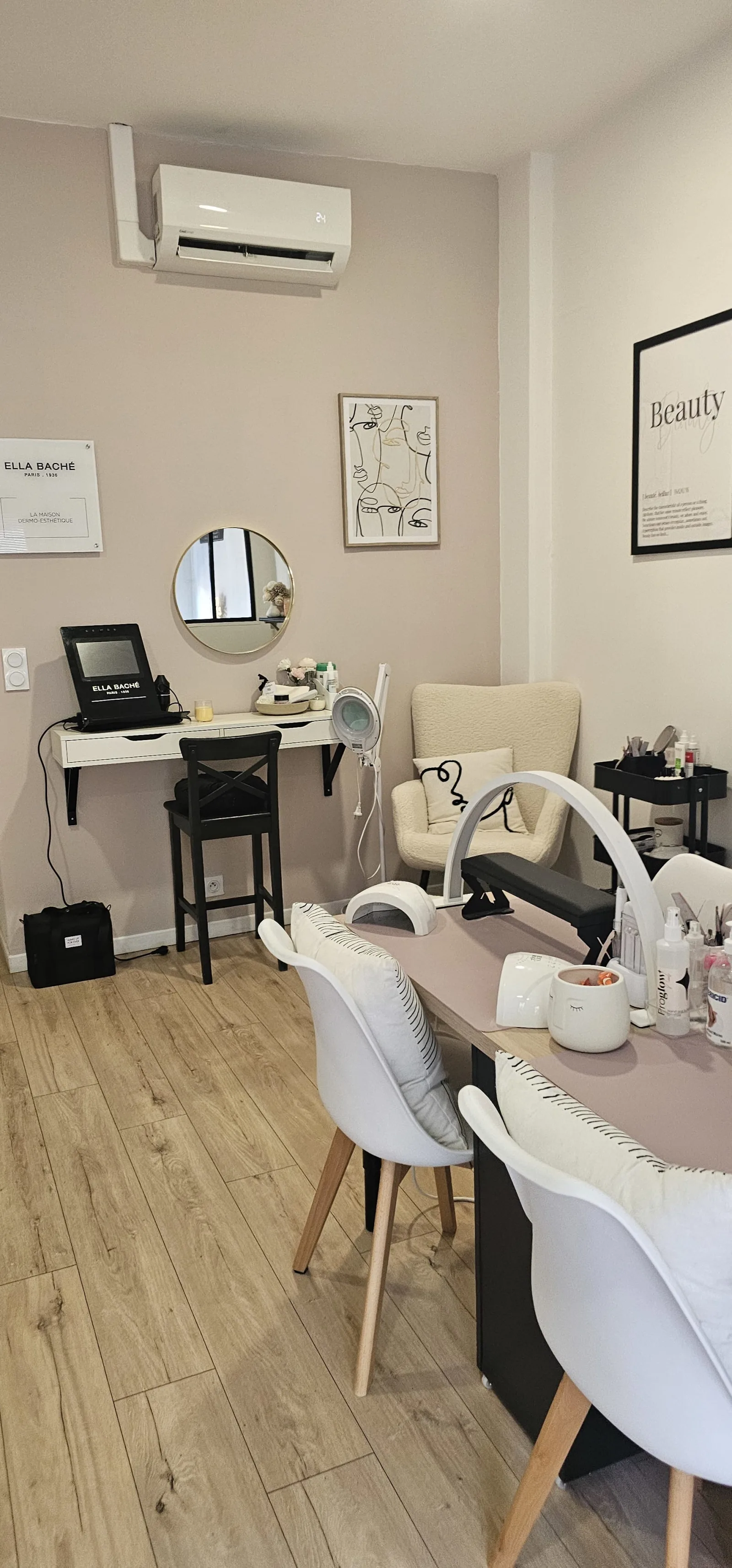 Moment Confidences - Institut de beauté Le Pradet - Moment Confidences - Photo Galerie - OneBooking