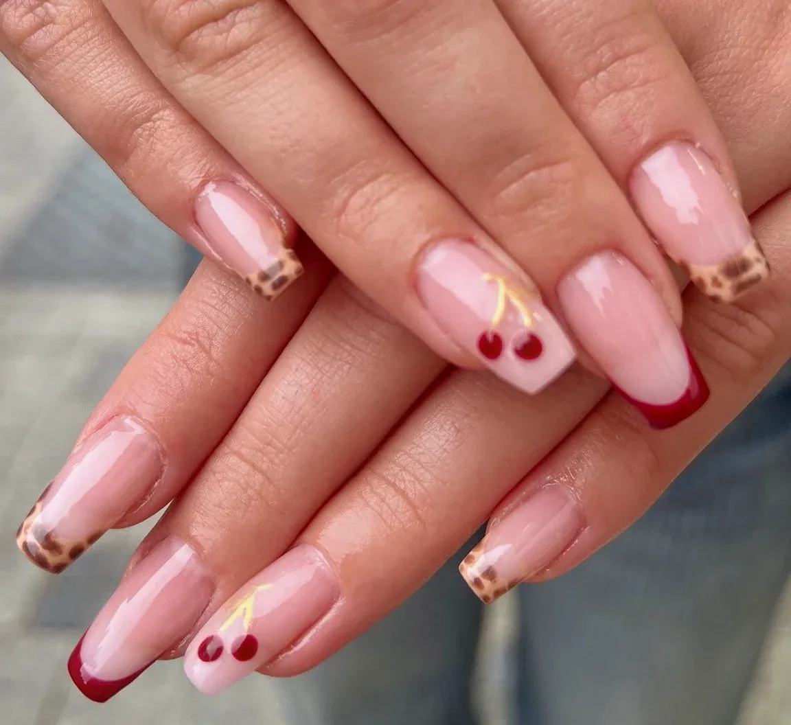 My Pretty Nails By Ali - Onglerie Divonne-les-Bains - My Pretty Nails By Ali - Photo Galerie - OneBooking
