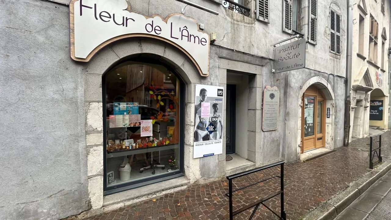 Fleur de l'âme et Ô Bonheur de Ninie - Institut de beauté Thônes - Fleur de l'âme et Ô Bonheur de Ninie - Photo Galerie - OneBooking