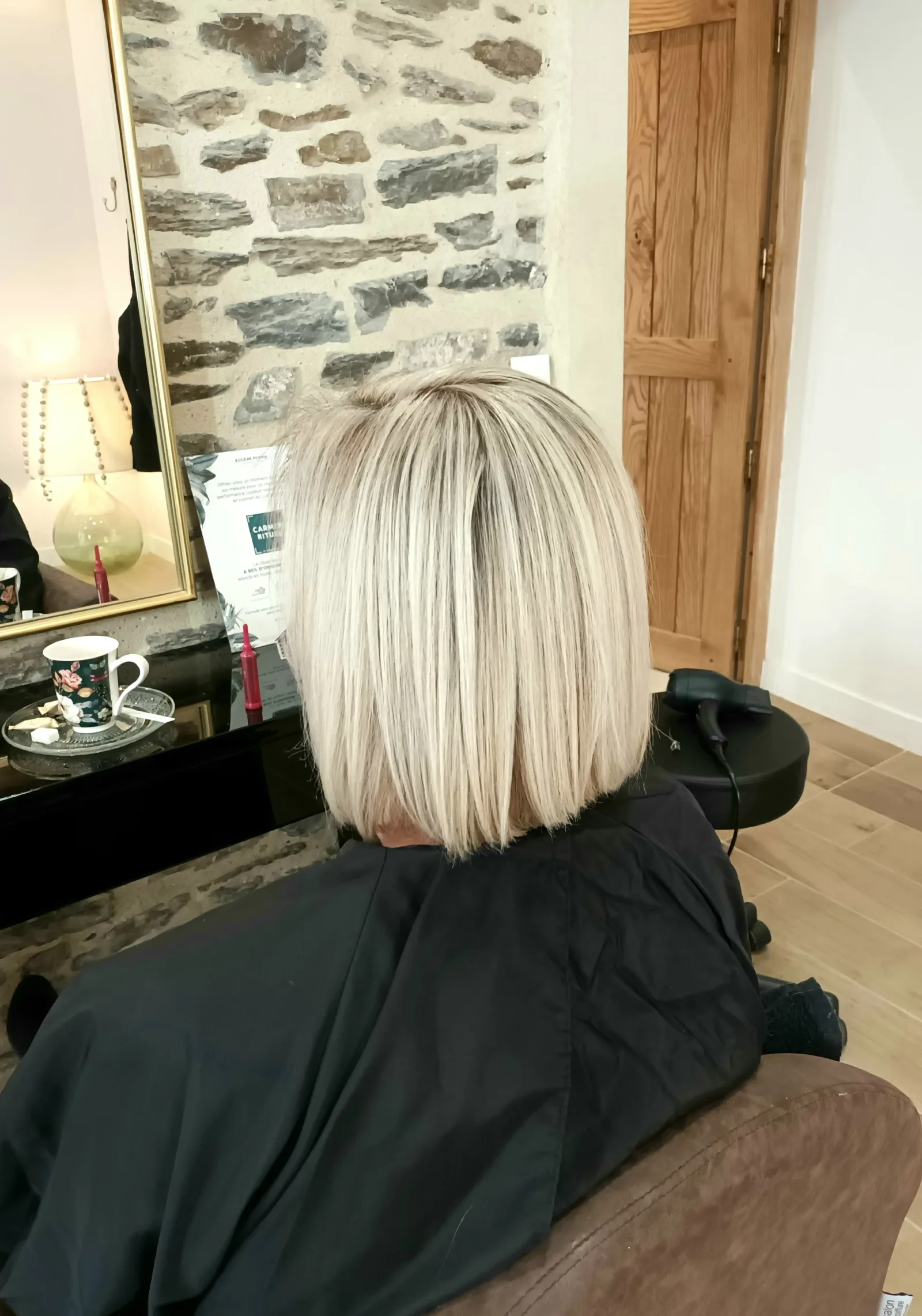 Les noisetiers - salon de coiffure - Coiffure Saint-Lô - Les noisetiers - salon de coiffure - Photo Galerie - OneBooking