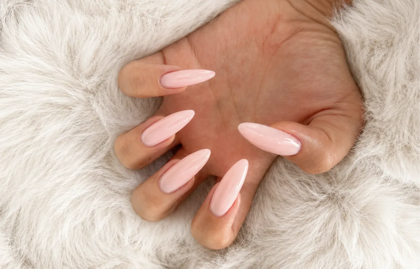 Nana Nails by Marina - Onglerie La Crau - Nana Nails by Marina - Photo Galerie - OneBooking