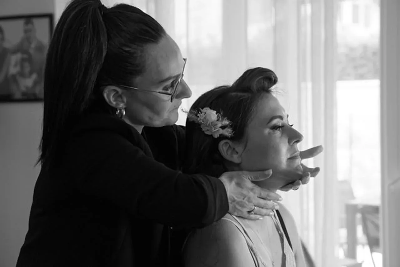 Glambeauty - Prothésiste ongulaire & Maquilleuse - Coiffure Voreppe - Glambeauty - Prothésiste ongulaire & Maquilleuse - Photo Galerie - OneBooking