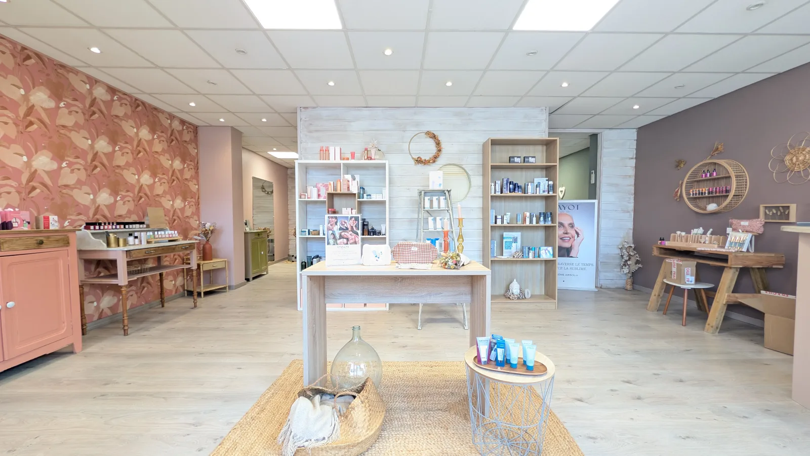 Ainsi Soit-Elle - Institut de beauté Berck - Ainsi Soit-Elle - Photo Galerie - OneBooking