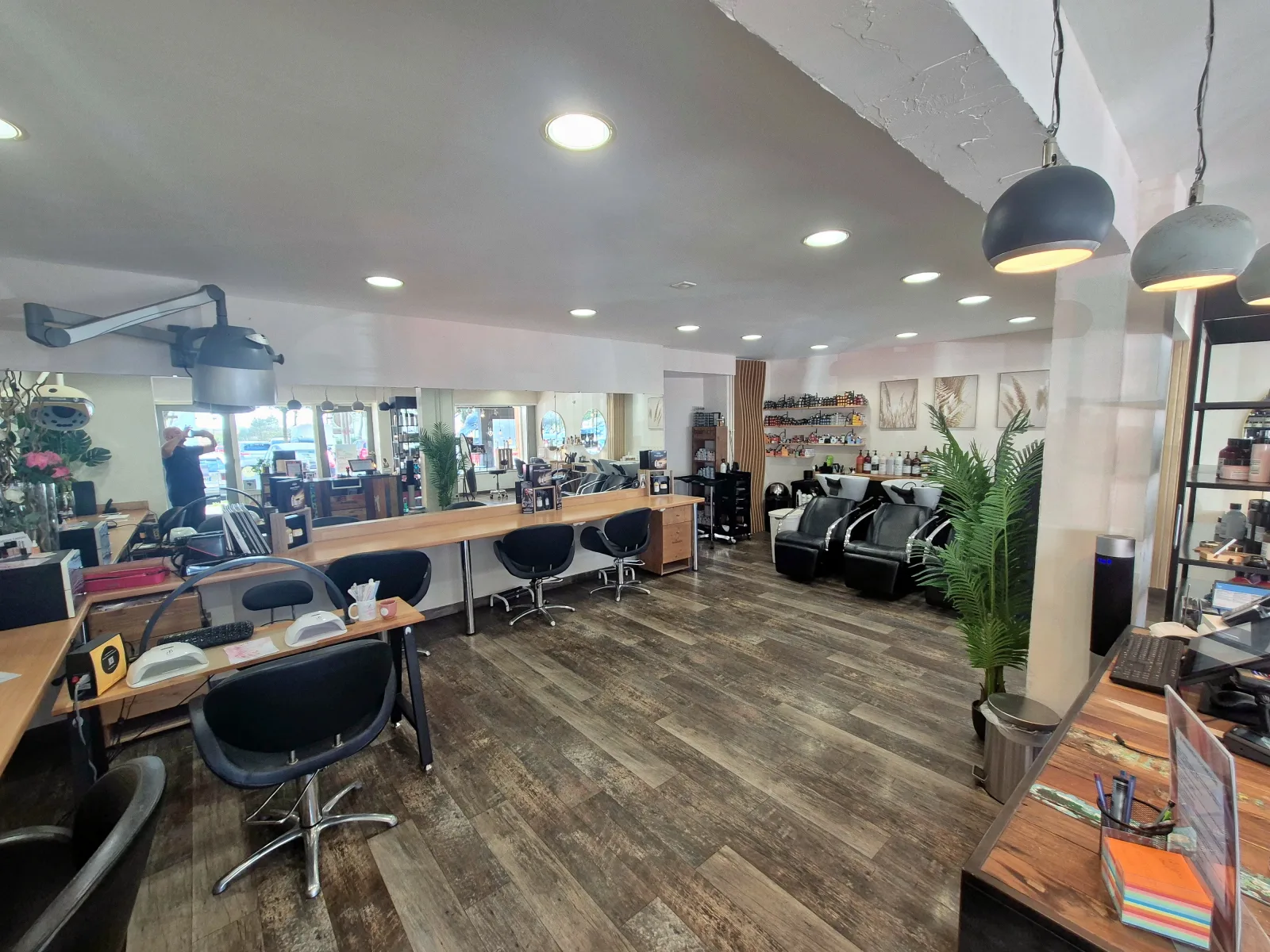 Hair&Light - Coiffure La Rochelle - Hair&Light - Photo Galerie - OneBooking