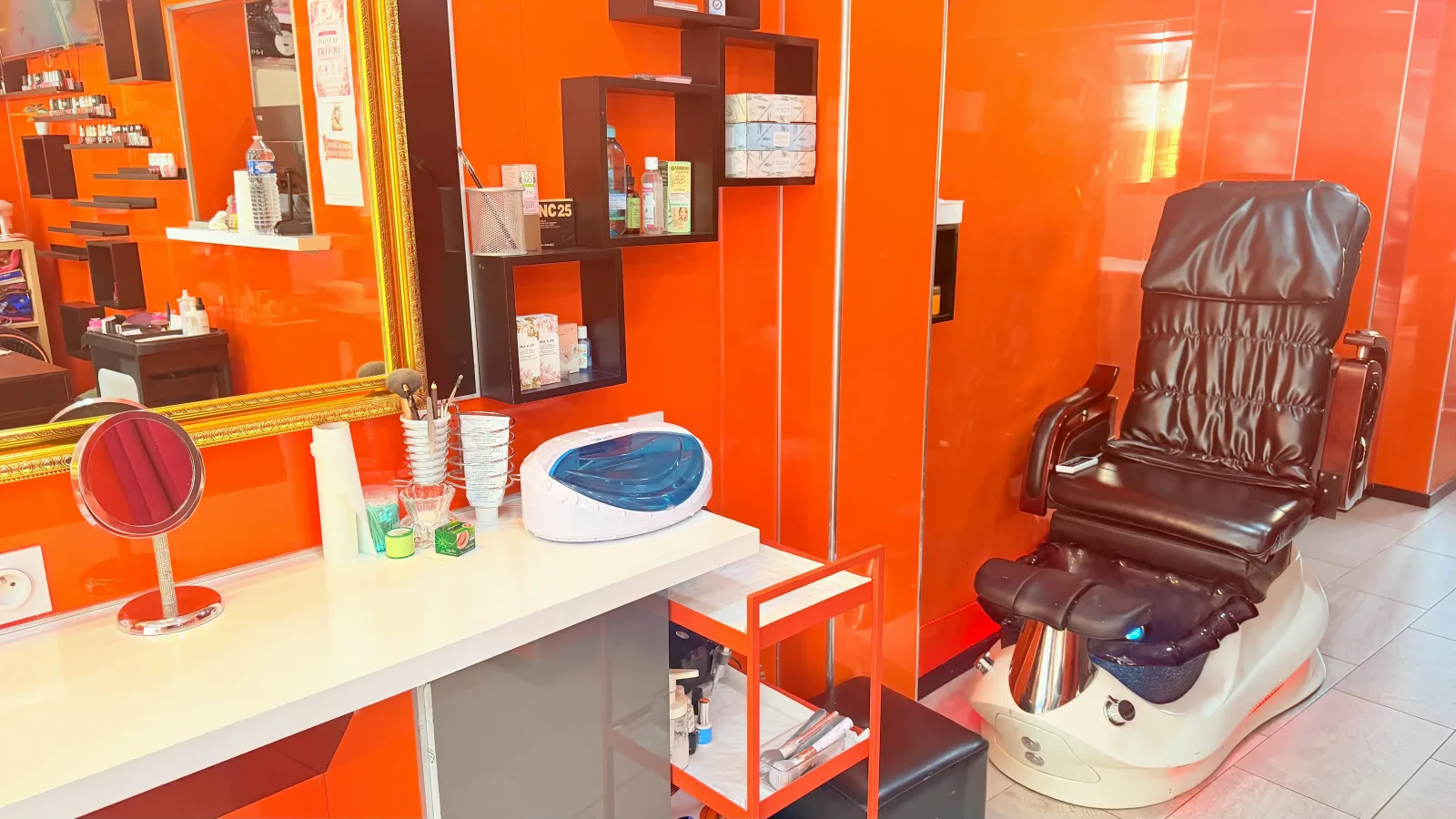 NEW BEAUTY PARLOUR - Institut de beauté Viroflay - NEW BEAUTY PARLOUR - Photo Galerie - OneBooking