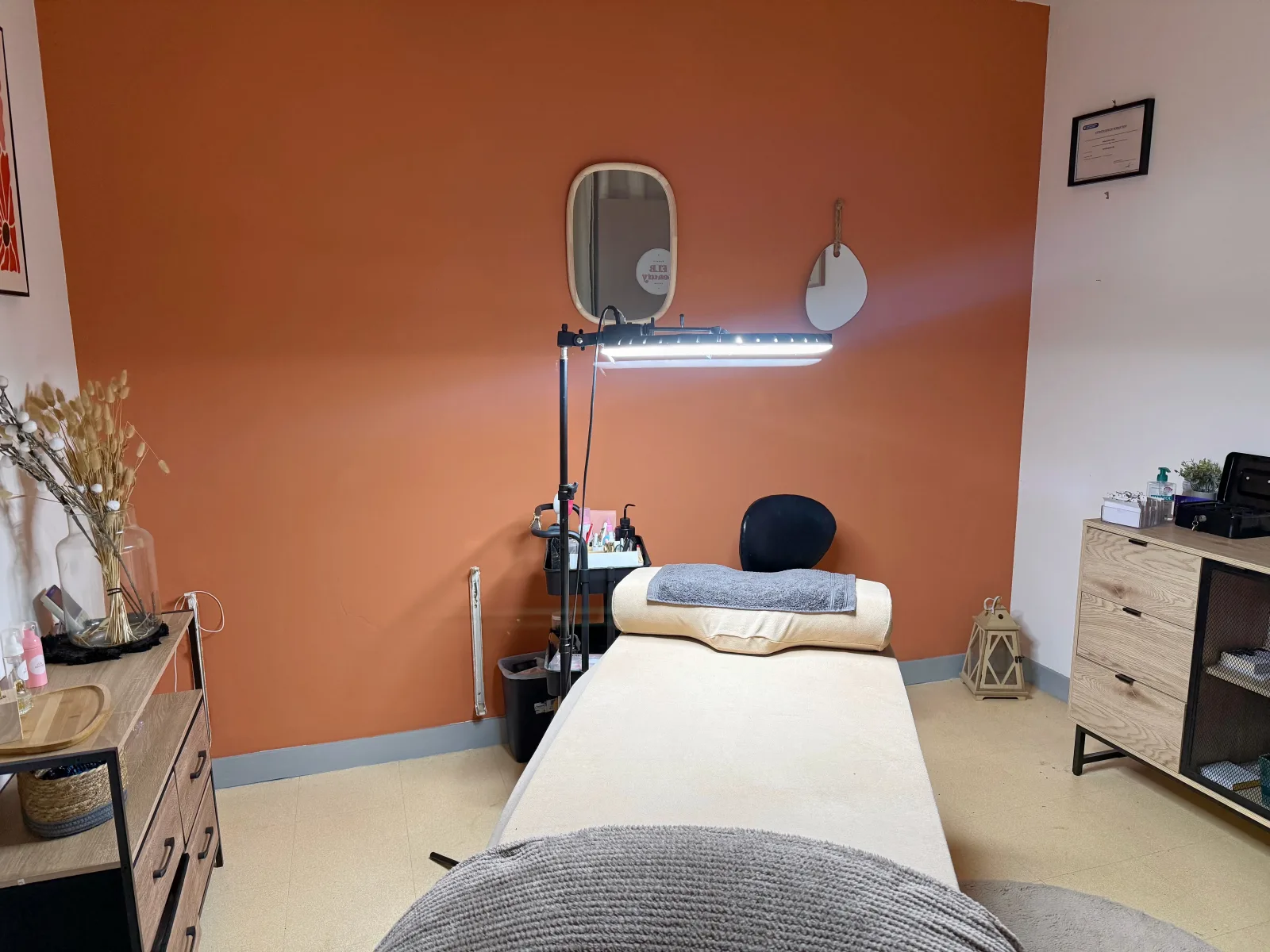 ELB Beauty - Épilation Carhaix-Plouguer - ELB Beauty - Photo Galerie - OneBooking