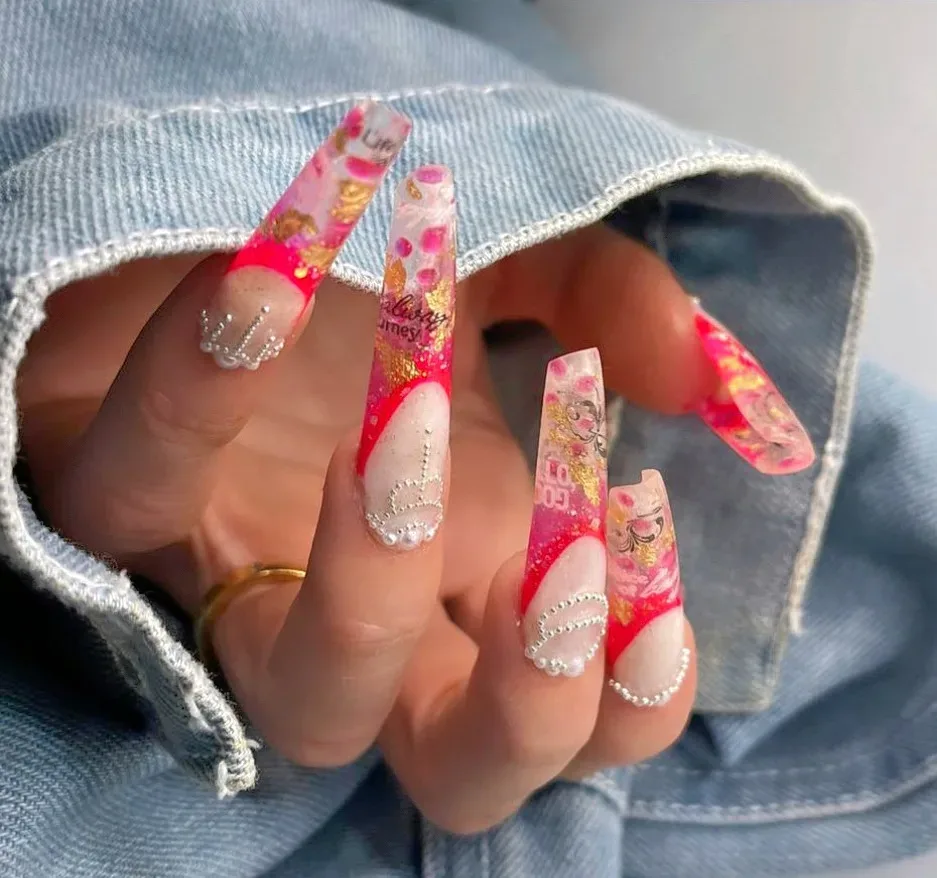 LS nail art - Onglerie Billom - LS nail art - Photo Galerie - OneBooking