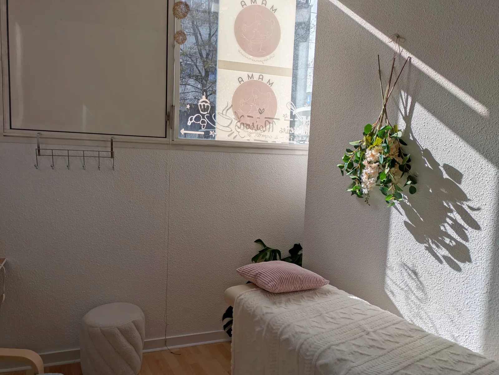 LES PETITS SOINS DE MARINE - Massage Fontaine - LES PETITS SOINS DE MARINE - Photo Galerie - OneBooking
