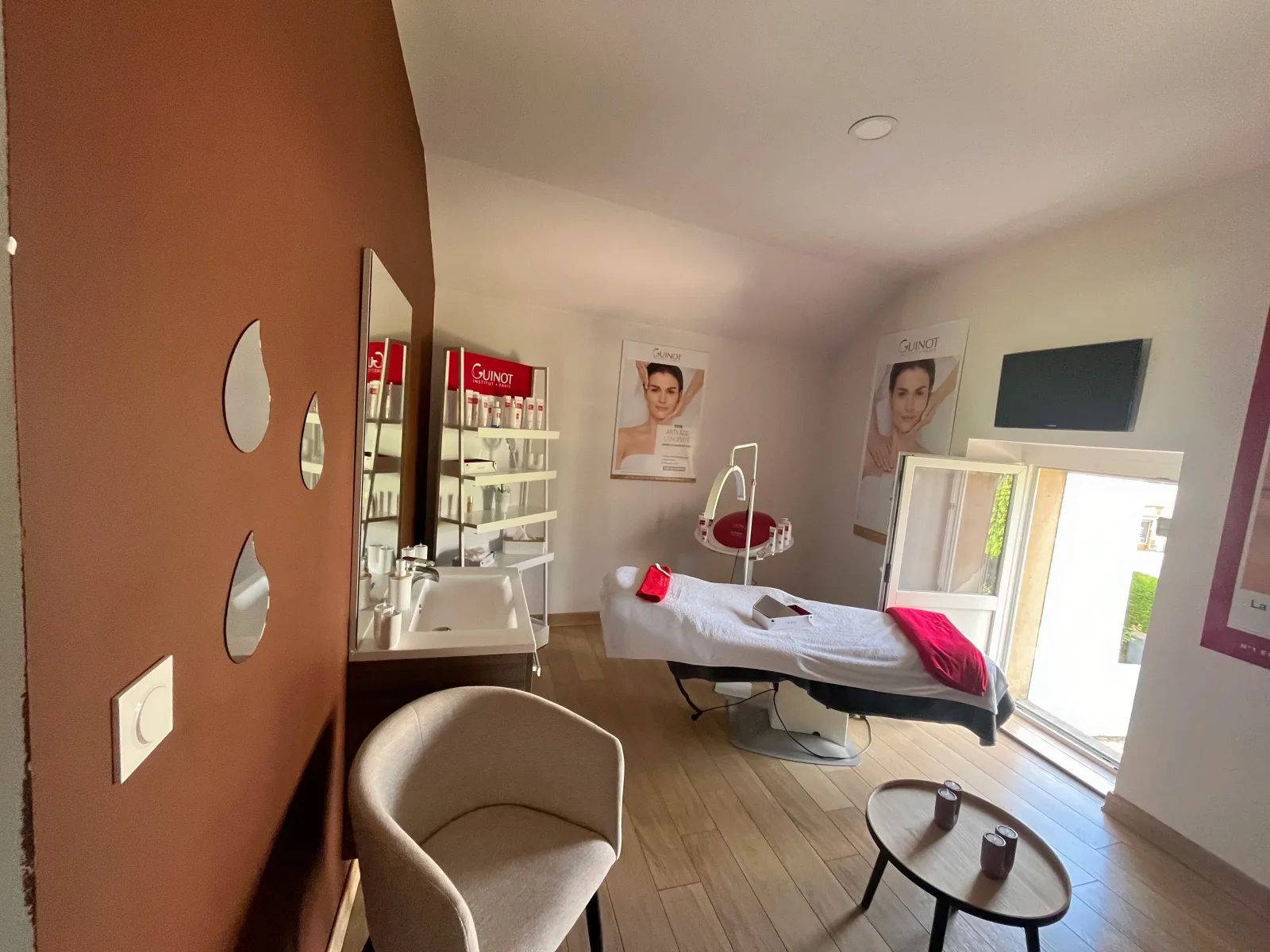 Venus beauté - Institut de beauté Bois-le-Roi - Venus beauté - Photo Galerie - OneBooking