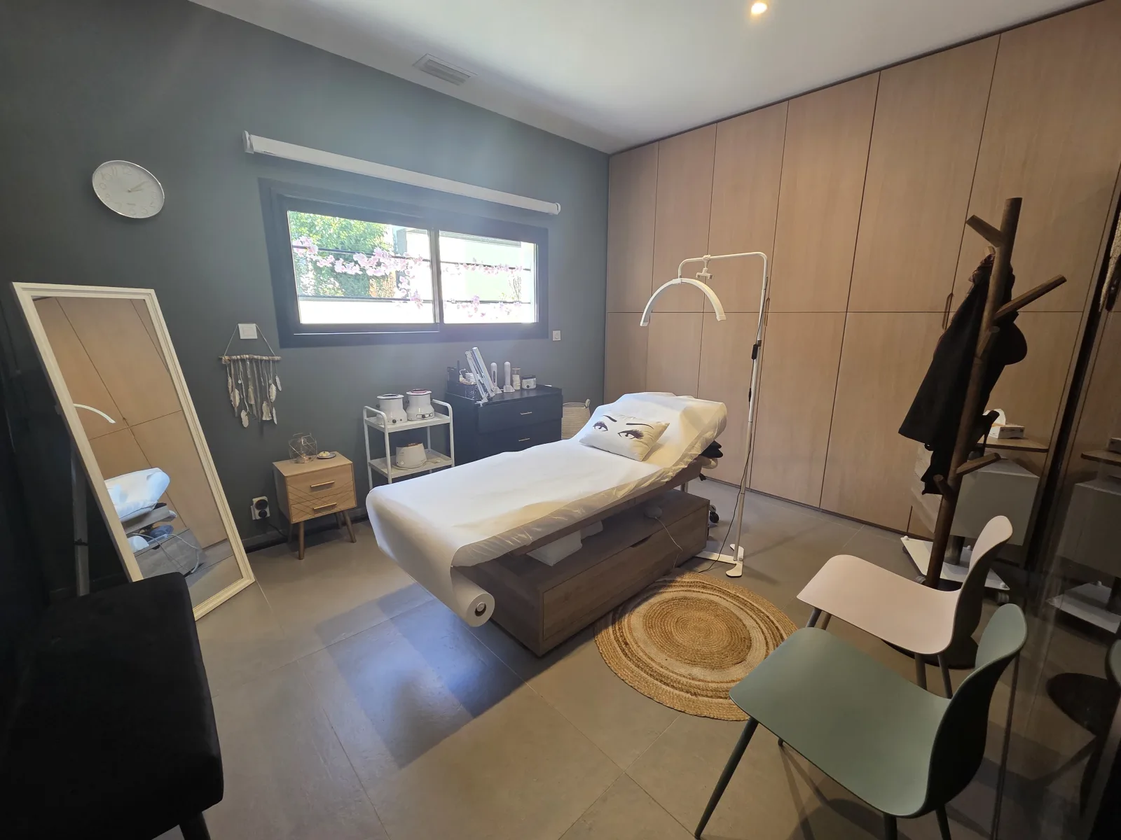 BEAUTE MEDITERANEE - Onglerie Grabels - BEAUTE MEDITERANEE - Photo Galerie - OneBooking