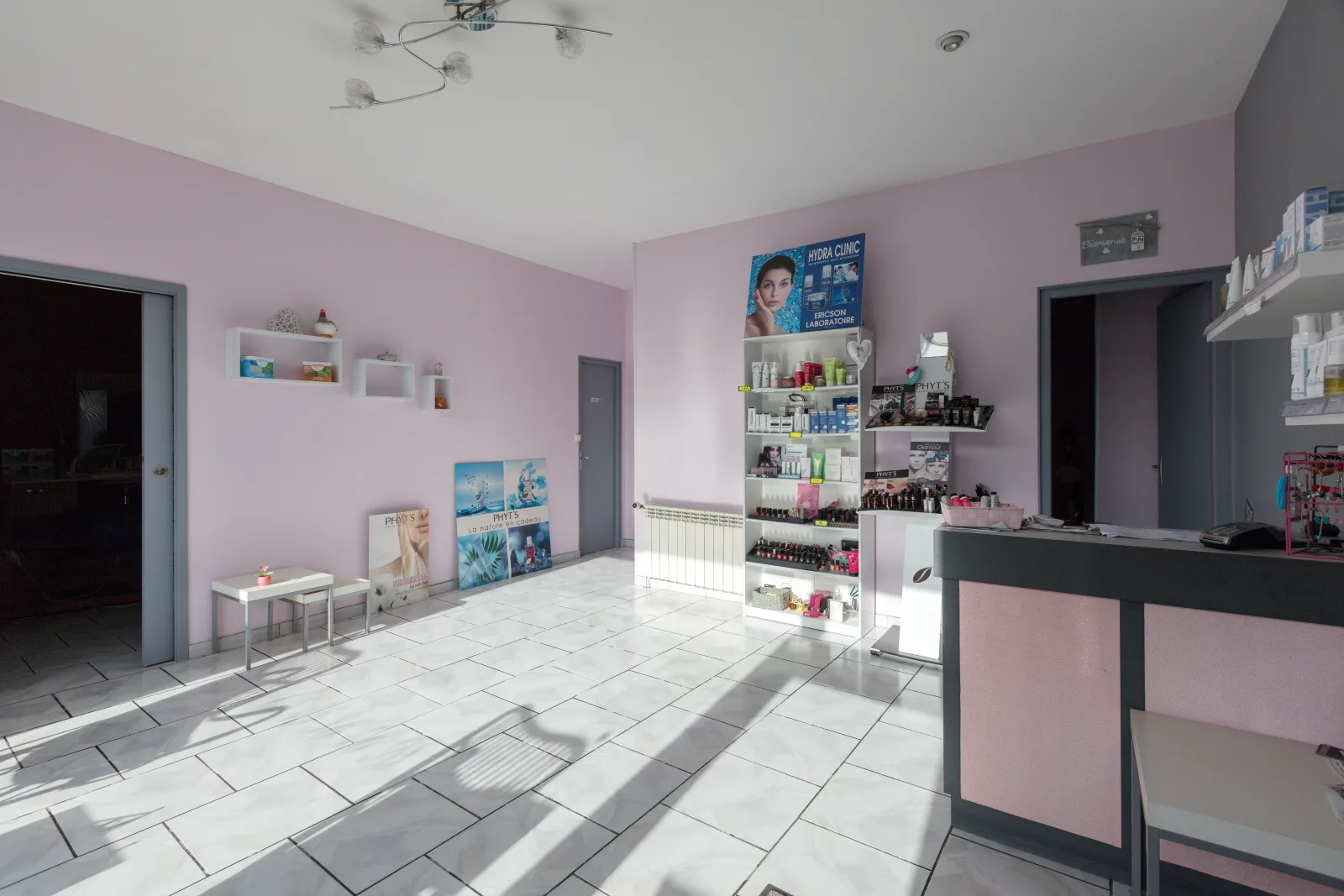 Emilie esthetique - Institut de beauté Cognac - Emilie esthetique - Photo Galerie - OneBooking
