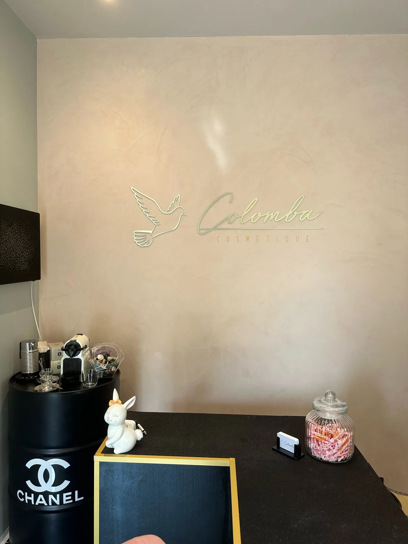 Colomba Cosmétique - Onglerie Coudoux - Colomba Cosmétique - Photo Galerie - OneBooking