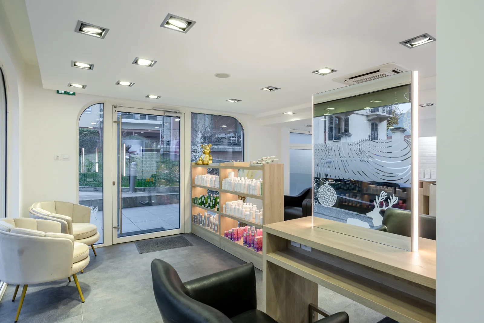 31 Silence Street Coiffeur & Coloriste - Coiffure La Roche-sur-Foron - 31 Silence Street Coiffeur & Coloriste - Photo Galerie - OneBooking