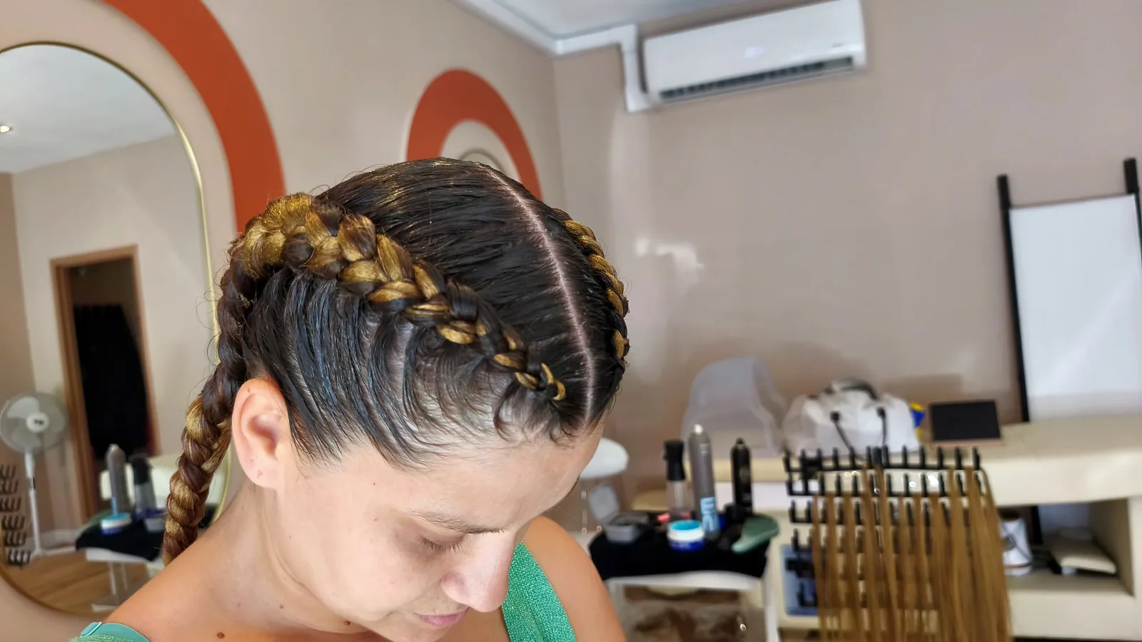 Ello Hair Coiffure - Coiffure Mouans-Sartoux - Ello Hair Coiffure - Photo Galerie - OneBooking
