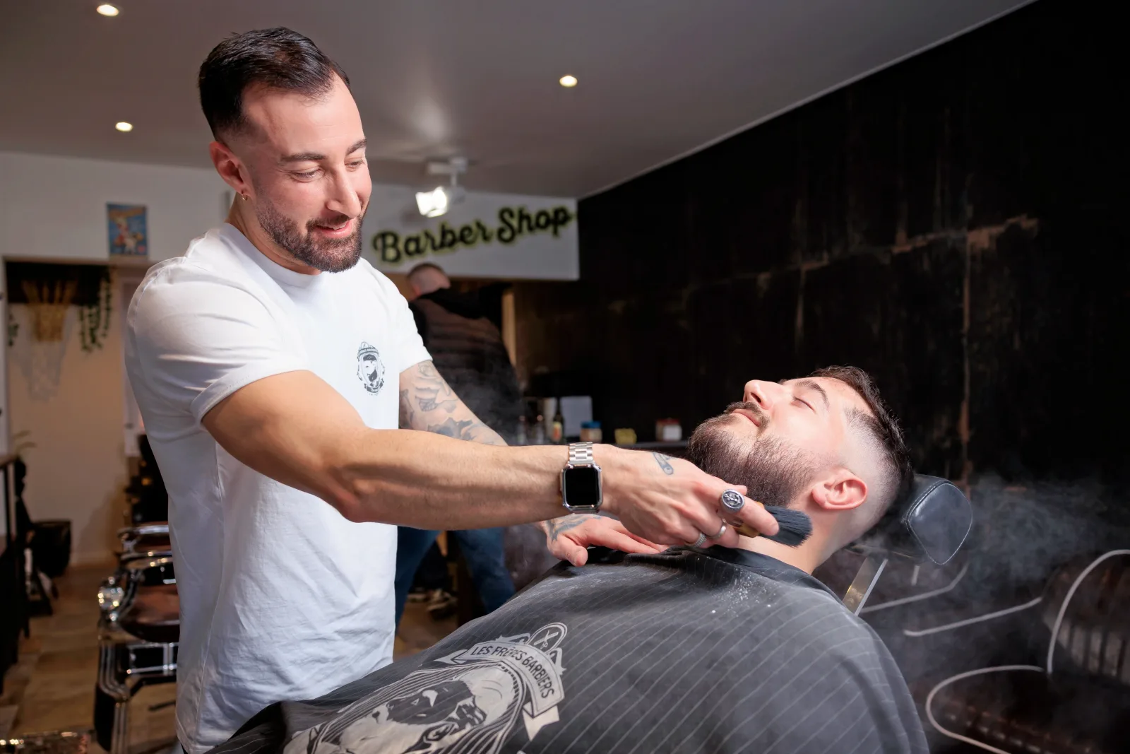 Chez Les Frères Barbiers (Barber Home) - Coiffure Le Pradet - Chez Les Frères Barbiers (Barber Home) - Photo Galerie - OneBooking