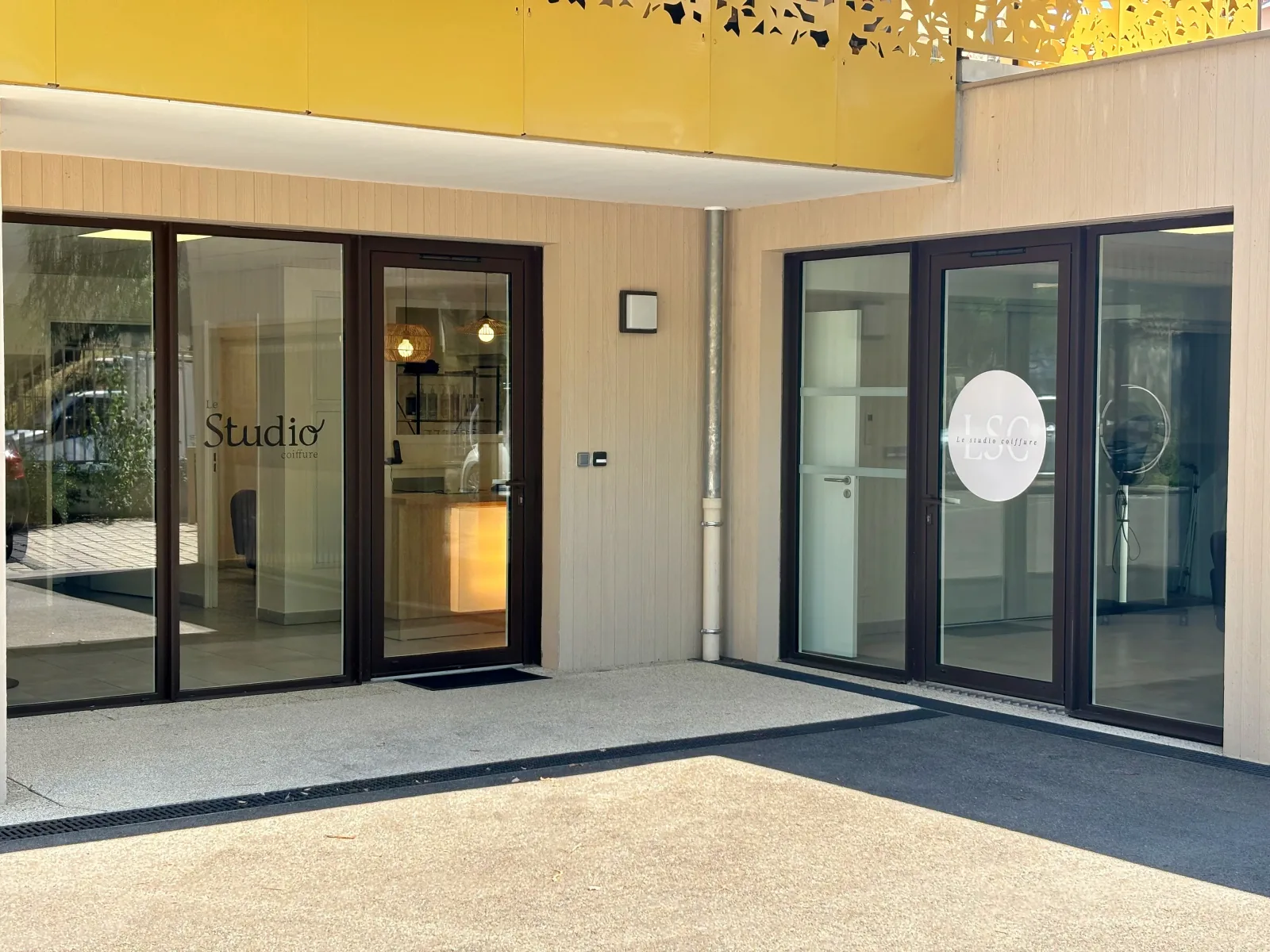 Le Studio Coiffure - Coiffure Saint-Genis-Laval - Le Studio Coiffure - Photo Galerie - OneBooking