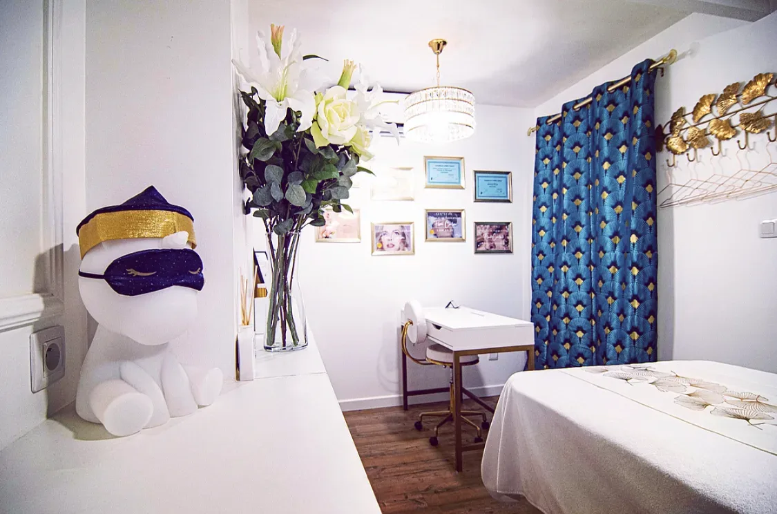 #Mademoiz'elle by FMC Concept (Esthétique, Massage et Ongles) - Institut de beauté La Crau - #Mademoiz'elle by FMC Concept (Esthétique, Massage et Ongles) - Photo Galerie - OneBooking