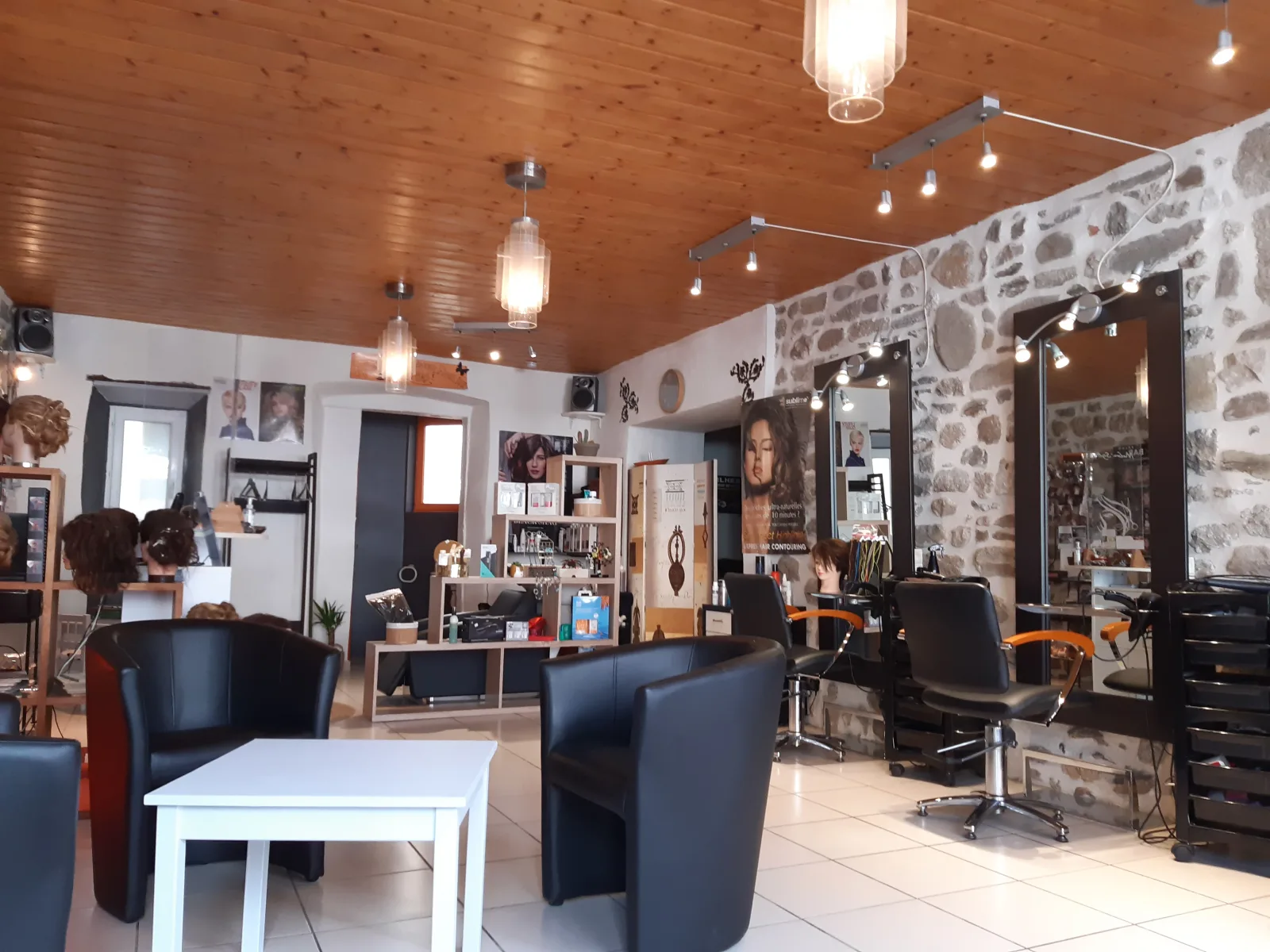 Modern’ Styl’ - Coiffure Bourg-Argental - Modern’ Styl’ - Photo Galerie - OneBooking