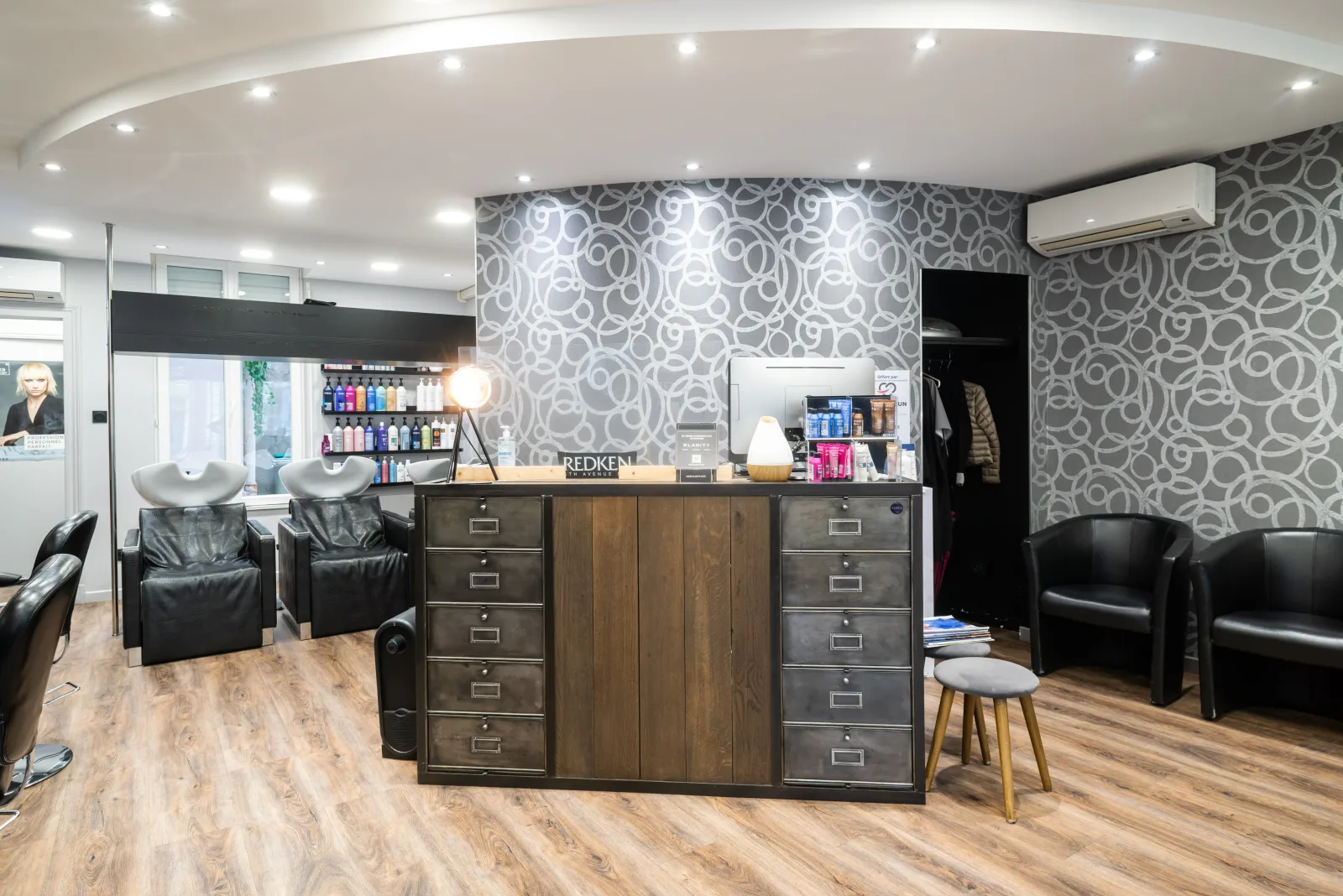 Salon Figaro - Coiffure Verdun - Salon Figaro - Photo Galerie - OneBooking