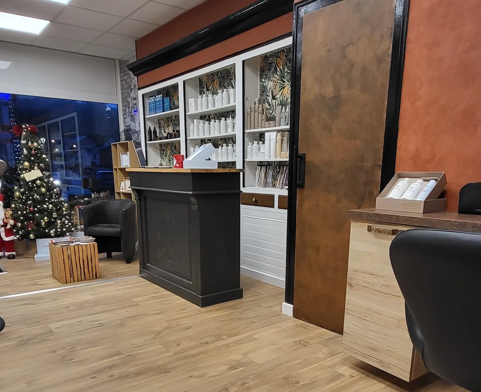 Le Salon de Marine - Coiffure Pavilly - Le Salon de Marine - Photo Galerie - OneBooking